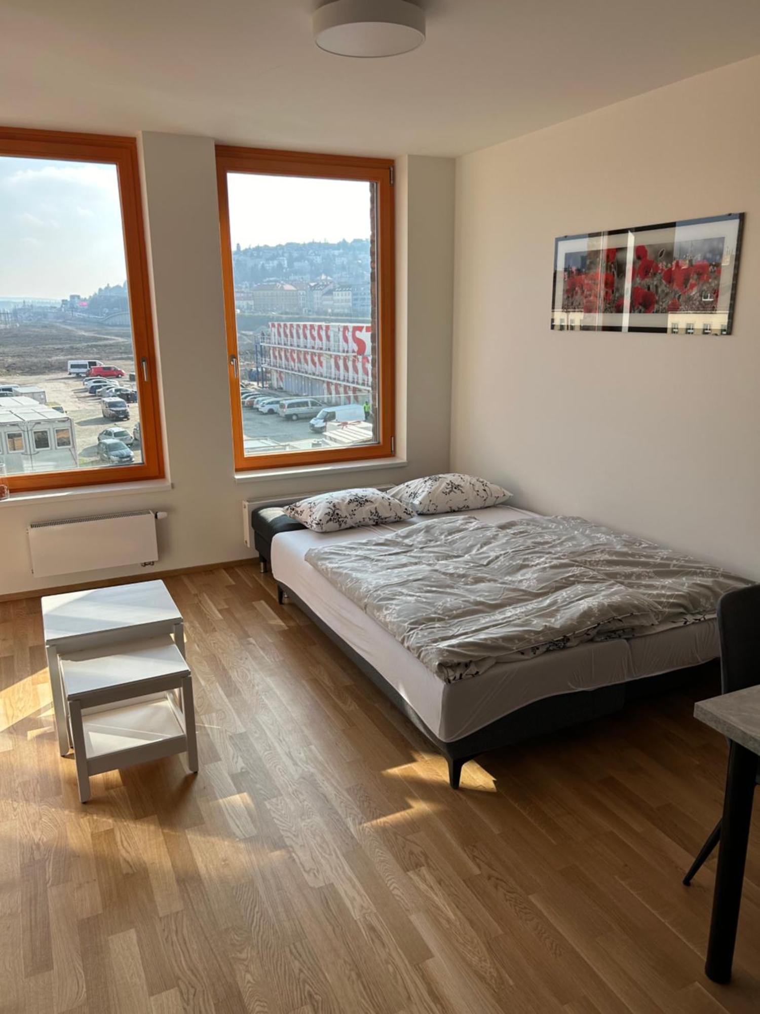 Prague Smichov Andel Apartment Exterior photo